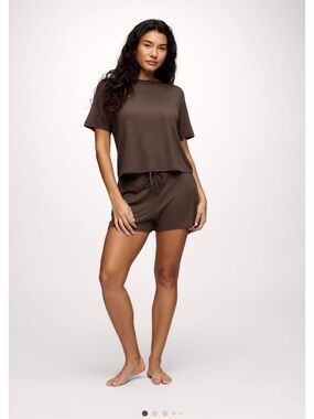 nuuds Brown Short Lounge Set – Relaxed Tee & Drawstring Shorts